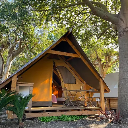 Il Pampaleone Glamping And * Acireale