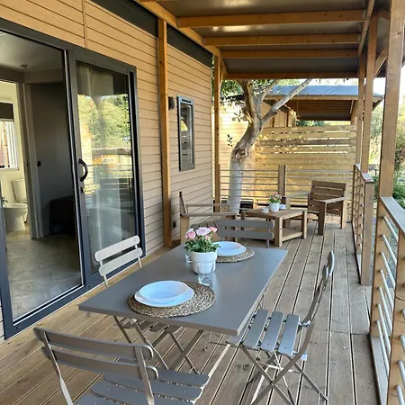 Il Pampaleone Glamping And Acireale